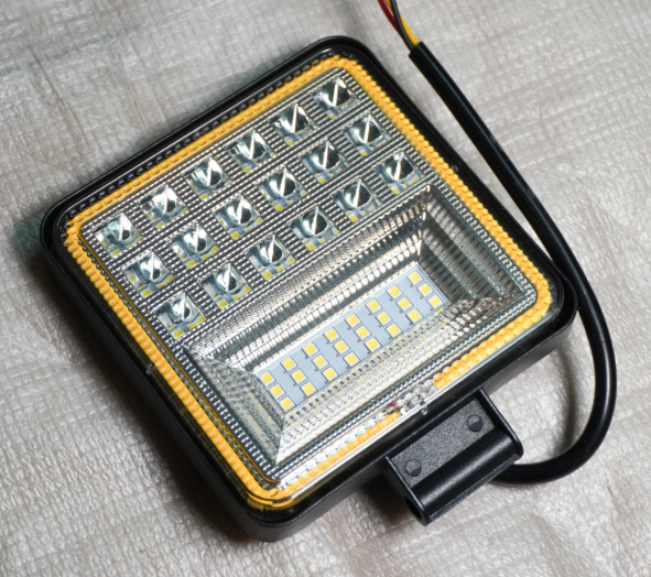 Faro LED cuadrado LED ultra 42W